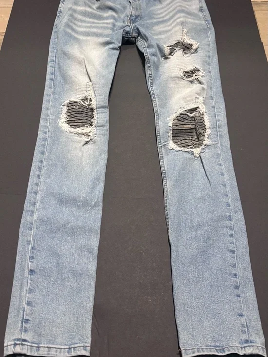 Fashion Nova Men’s Skinny Jeans - Picture 2 of 10